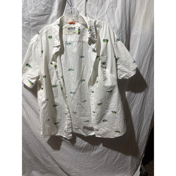 urban pipeline Other - Urban Pipeline Mens XL White Tropical Fish Print Maxflex Button Down Shirt SS